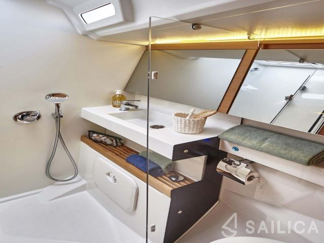 Sun Odyssey 440 - Yacht Charter Sailica