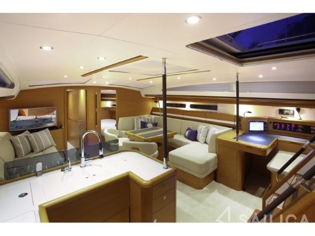 Jeanneau 58 - Yacht Charter Sailica