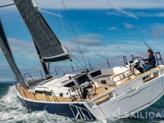 Dufour 530 - Yacht Charter Sailica