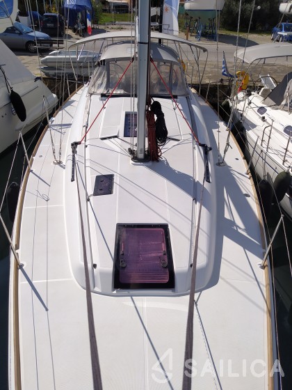 Sun Odyssey 409 - Yacht Charter Sailica