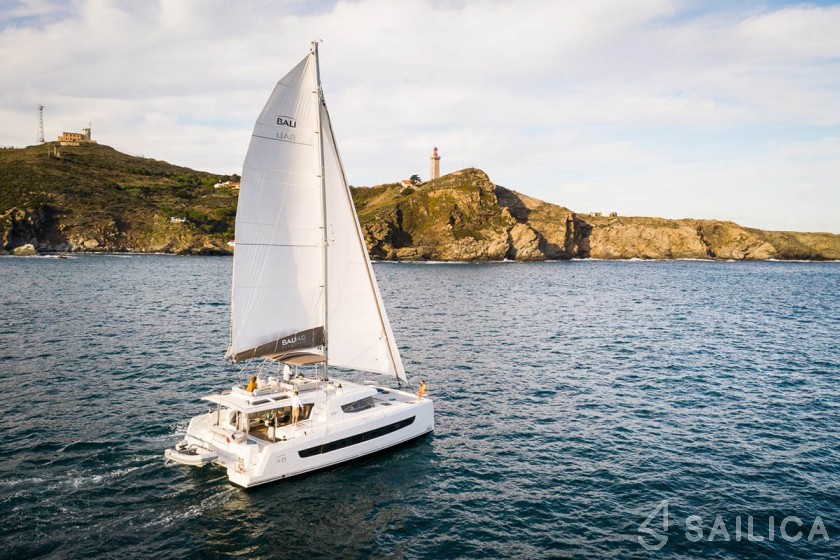 Bali 4.6 - Yacht Charter Sailica