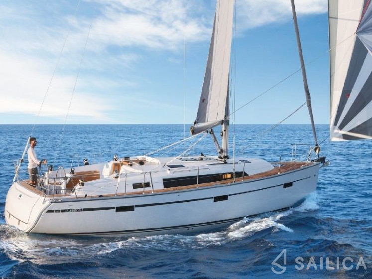 Bavaria Cruiser 41 - Yacht Charter Sailica