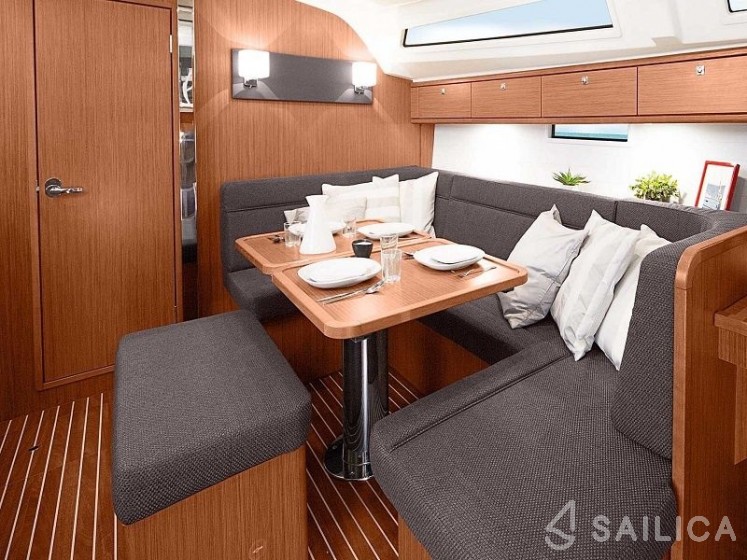 Bavaria Cruiser 41 - Yacht Charter Sailica