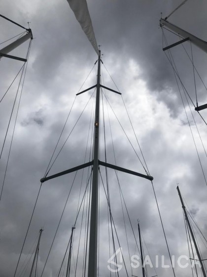 Sun Odyssey 419 - Yacht Charter Sailica