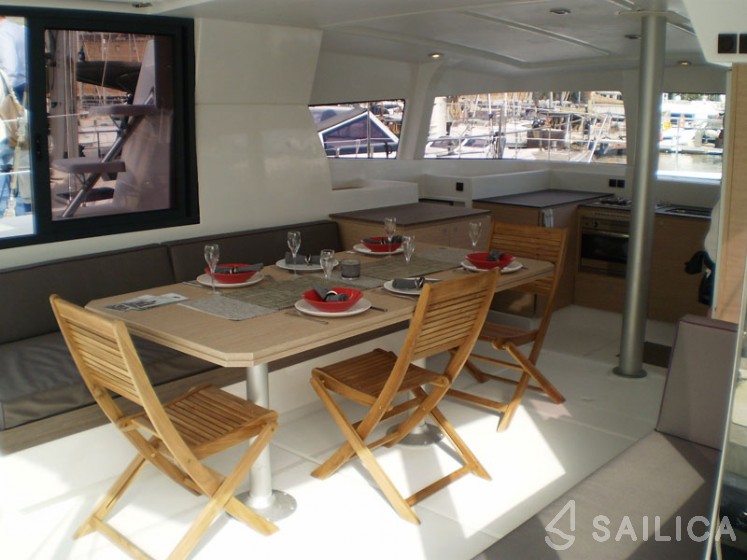 Bali 4.0 - Yacht Charter Sailica