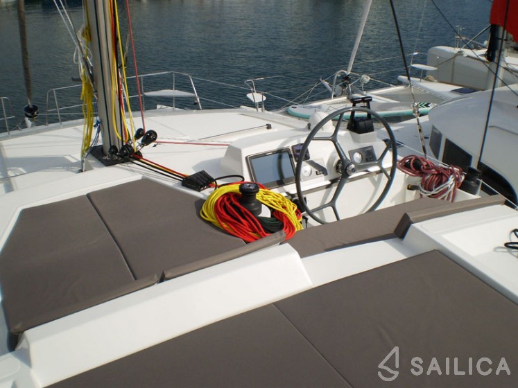 Bali 4.0 - Yacht Charter Sailica