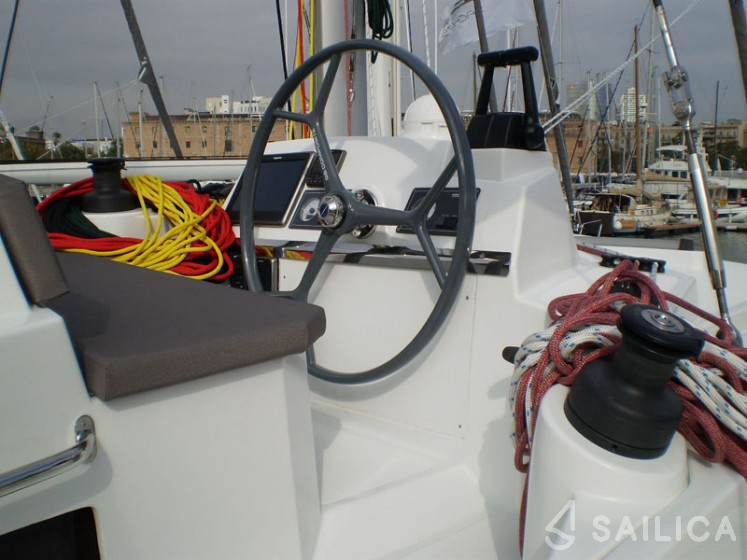 Bali 4.0 - Yacht Charter Sailica