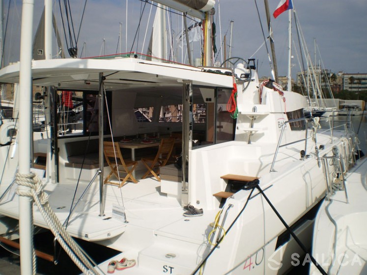 Bali 4.0 - Yacht Charter Sailica