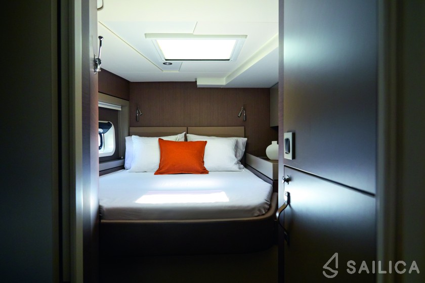 Bali 4.6 - Yacht Charter Sailica