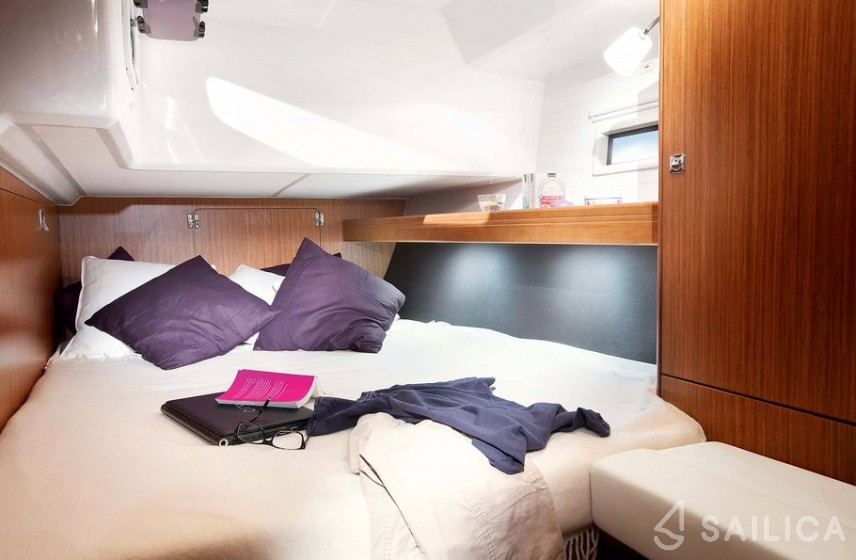 Bavaria 46 Cruiser - Yacht Charter Sailica