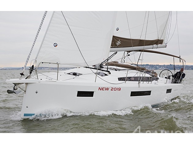 Sun Odyssey 410 - Yacht Charter Sailica