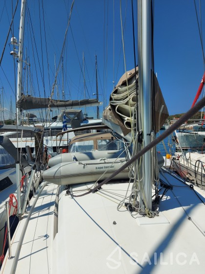 Sun Odyssey 410 - Yacht Charter Sailica
