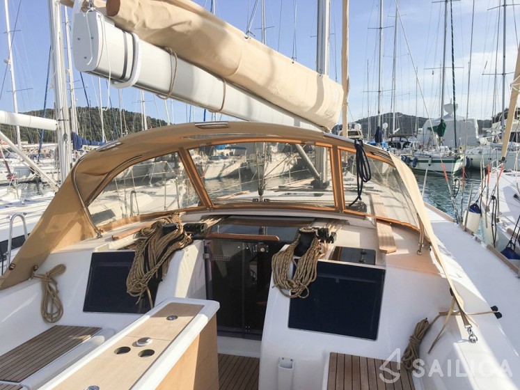 Dufour 460 Grand Large - Yacht Charter Sailica