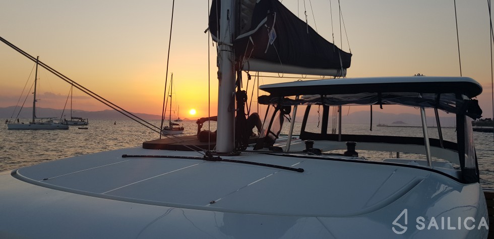 Lagoon 42 - Yacht Charter Sailica