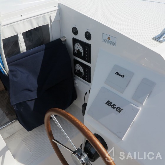 Island Spirit 410 - Yacht Charter Sailica