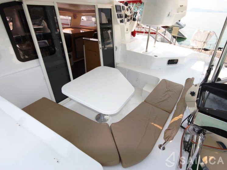 Mahe 36 Evolution - Yacht Charter Sailica