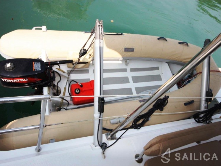 Mahe 36 Evolution - Yacht Charter Sailica