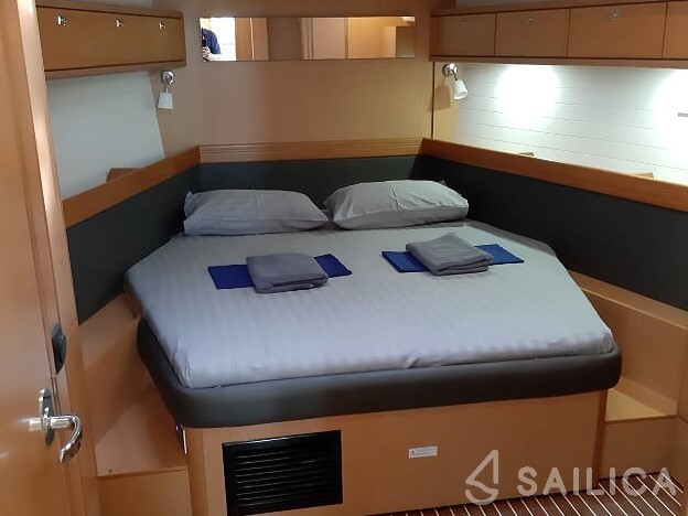 Bavaria 46 Cruiser - Yacht Charter Sailica
