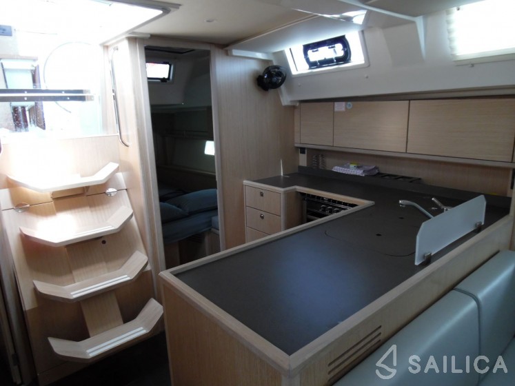 Bavaria C45 - Yacht Charter Sailica