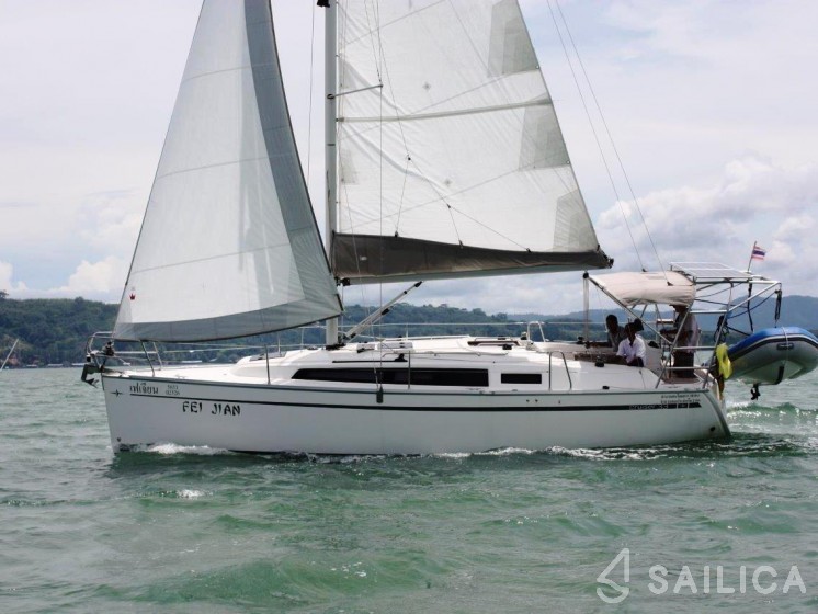 Bavaria 33 Cruiser - Yacht Charter Sailica