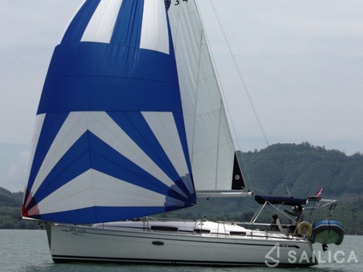 Bavaria 34 Cruiser - Yacht Charter Sailica