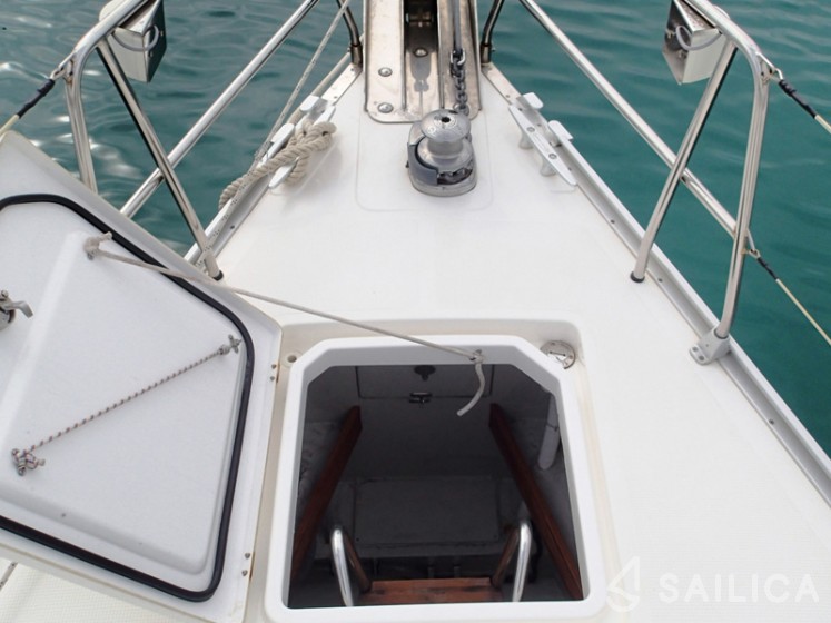 Bavaria 45 Cruiser - Yacht Charter Sailica