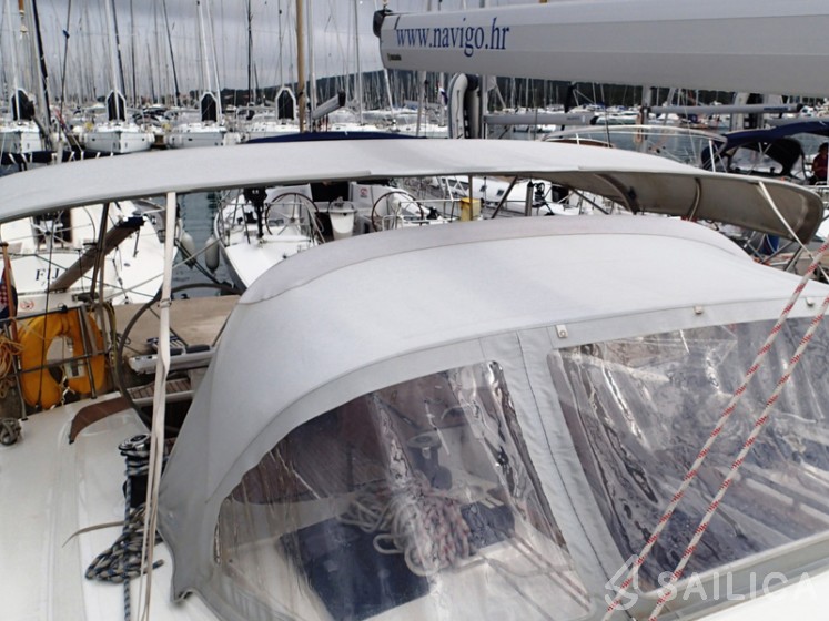 Bavaria 45 Cruiser - Yacht Charter Sailica