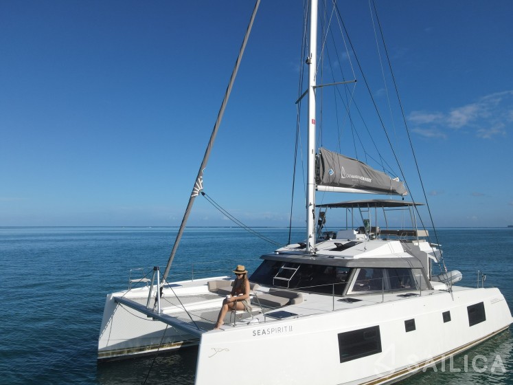 Nautitech 46 Fly - Yacht Charter Sailica