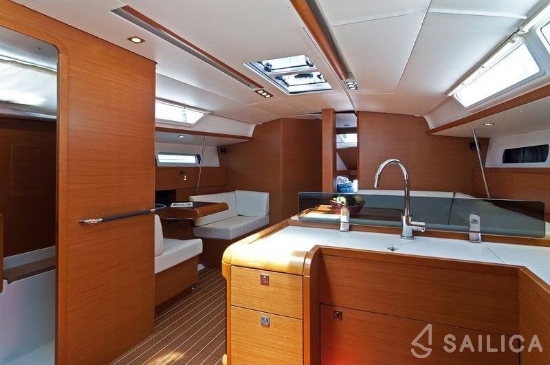 Sun Odyssey 439 - Yacht Charter Sailica