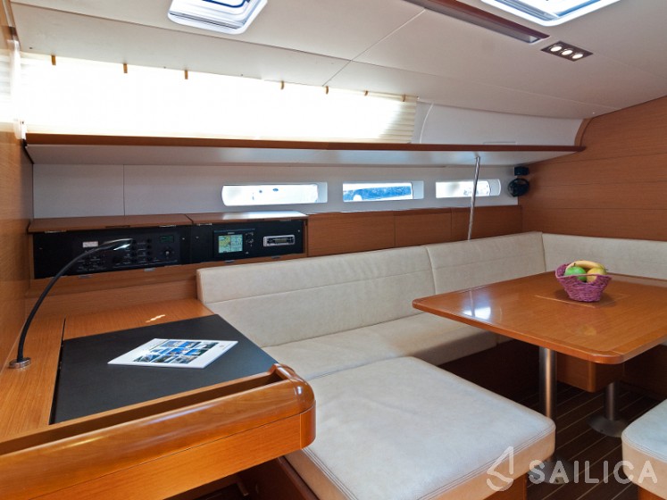 Sun Odyssey 509 - Yacht Charter Sailica