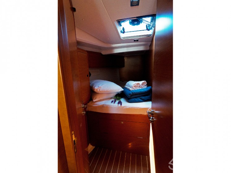 Sun Odyssey 509 - Yacht Charter Sailica