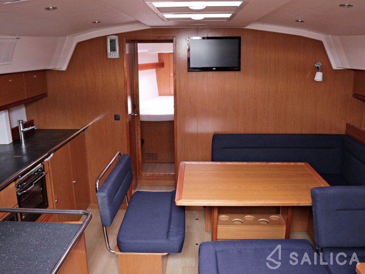 Bavaria 45 Cruiser - Yacht Charter Sailica