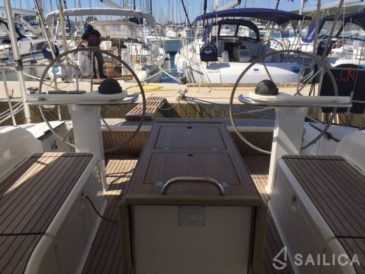 Bavaria 45 Cruiser - Yacht Charter Sailica