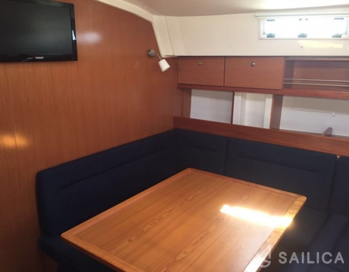 Bavaria 45 Cruiser - Yacht Charter Sailica