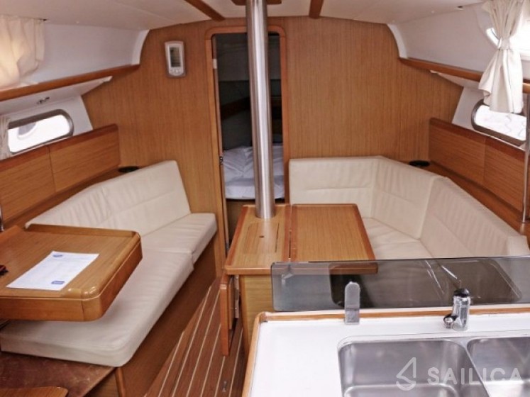 Sun Odyssey 36i - Yacht Charter Sailica