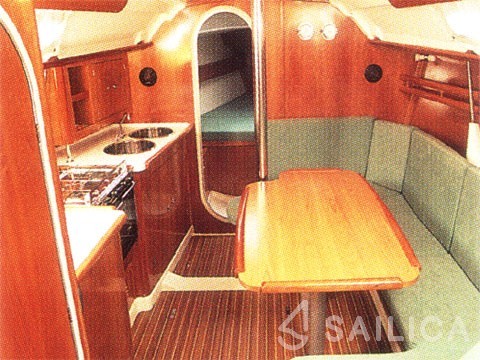 Vektor 36 - Yacht Charter Sailica