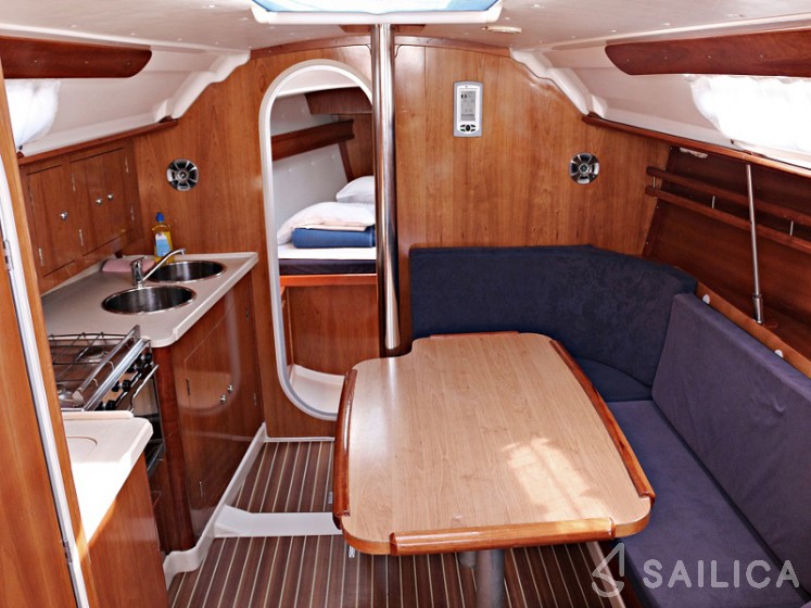 Vektor 36 - Yacht Charter Sailica