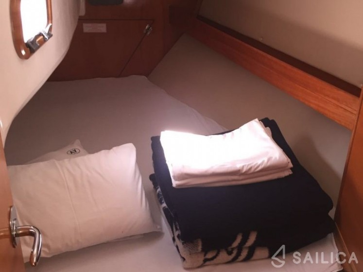 Bavaria 33 Cruiser - Yacht Charter Sailica