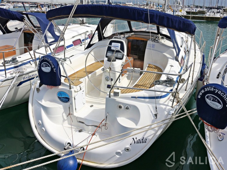 Bavaria 33 Cruiser - Yacht Charter Sailica