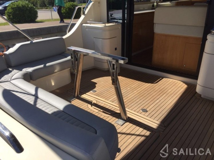Adriana 36 - Yacht Charter Sailica