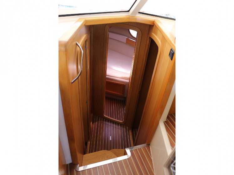 Adriana 36 - Yacht Charter Sailica