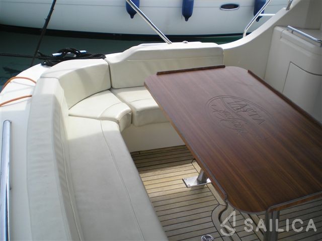 Adriana 36 - Yacht Charter Sailica