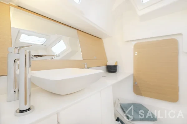 Dufour 360 GL - Yacht Charter Sailica
