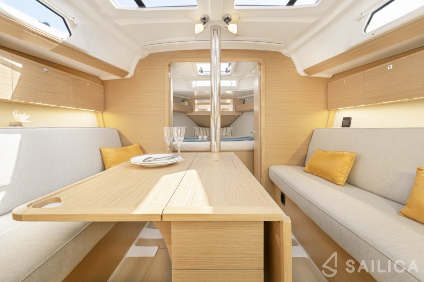 Dufour 360 GL - Yacht Charter Sailica
