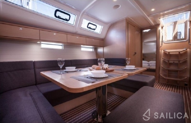 Bavaria Cruiser 51 - Yacht Charter Sailica