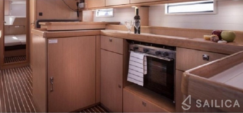Bavaria Cruiser 51 - Yacht Charter Sailica