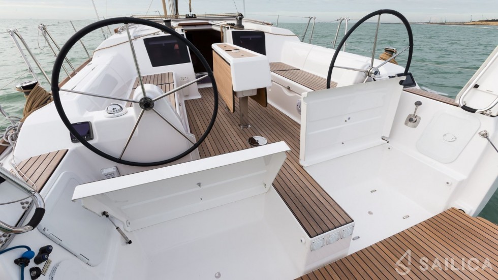 Dufour 382 Grand Large - Yacht Charter Sailica