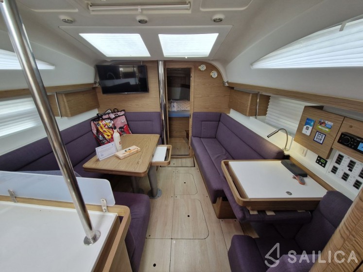 Elan 40 Impression - Yacht Charter Sailica