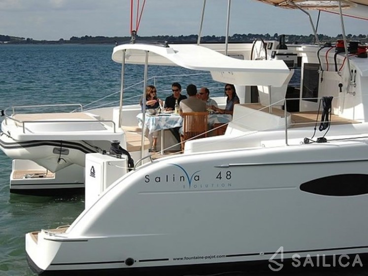 Salina 48 - Yacht Charter Sailica