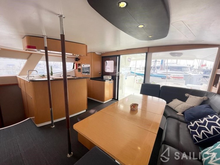 Salina 48 - Yacht Charter Sailica